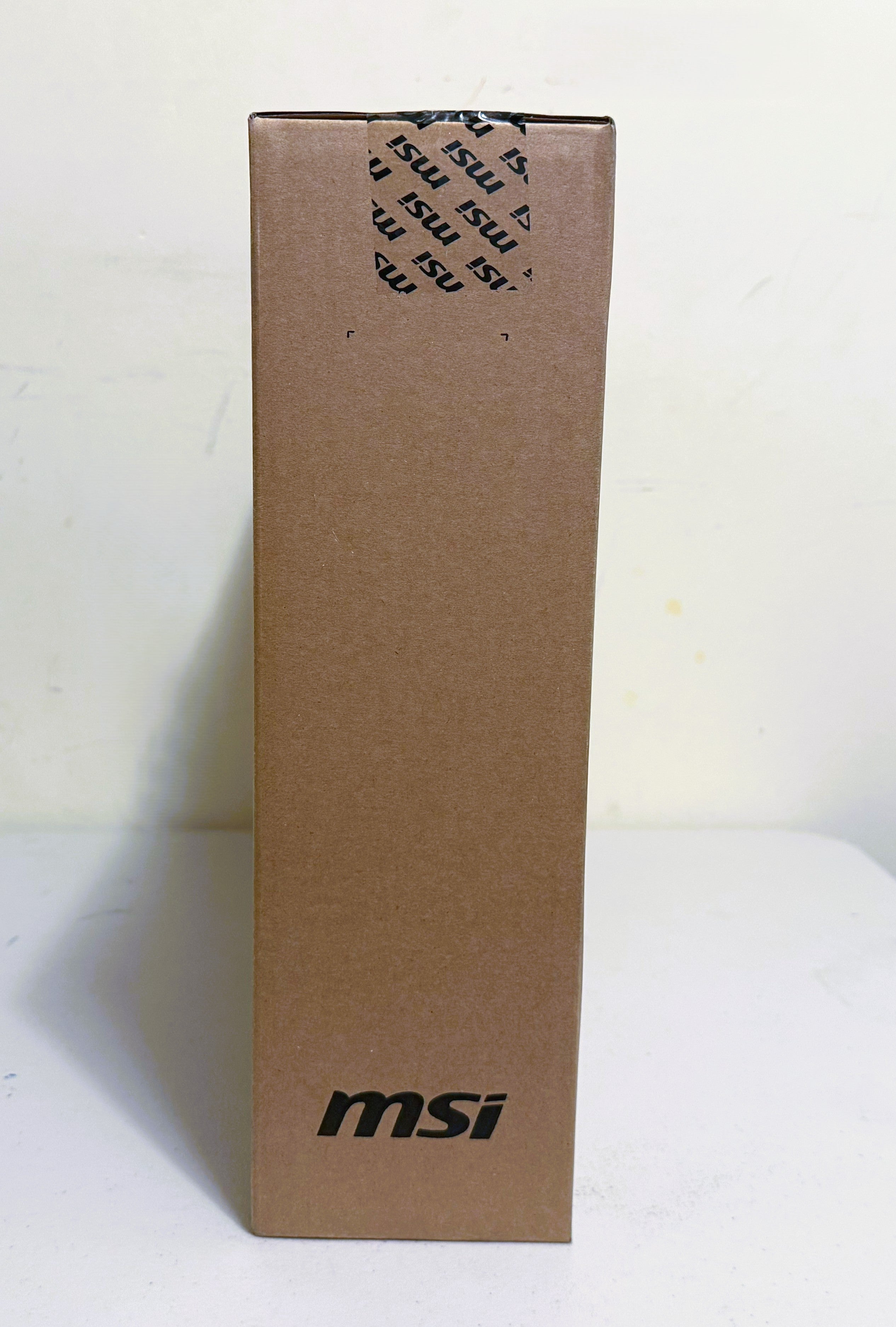 MSI Titan 18 HX AI A2XWJG-412US 18 5090 Gaming Laptop